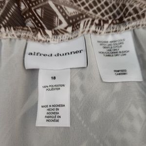 Alfred Dunner Skirts - Alfred Dunner Brown White Tribal Skirt Alfred Dunner Skirts - Alfred Dunner Brown White Tribal Skirt